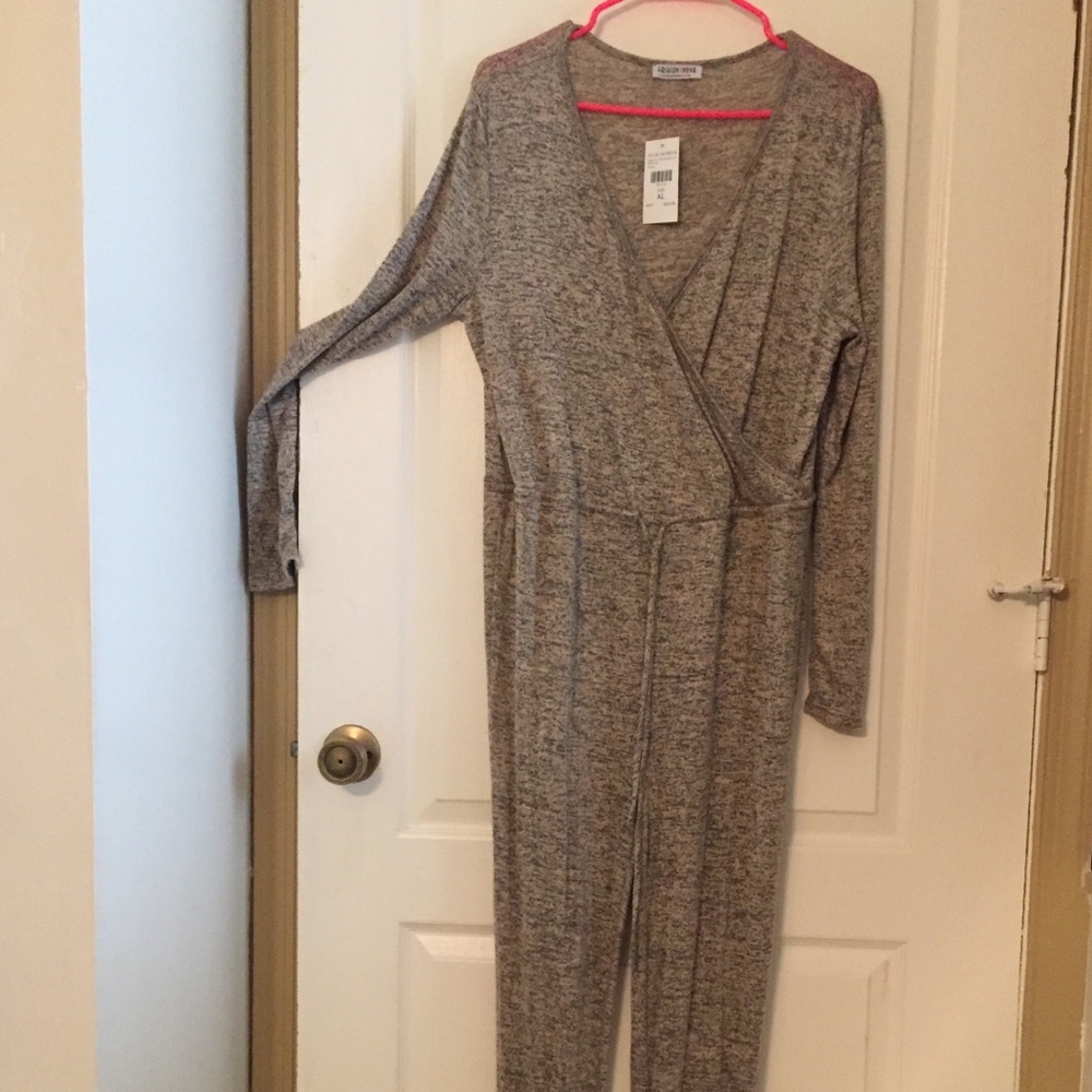 Fashion Nova Gray Romper/ Jumpsuit
